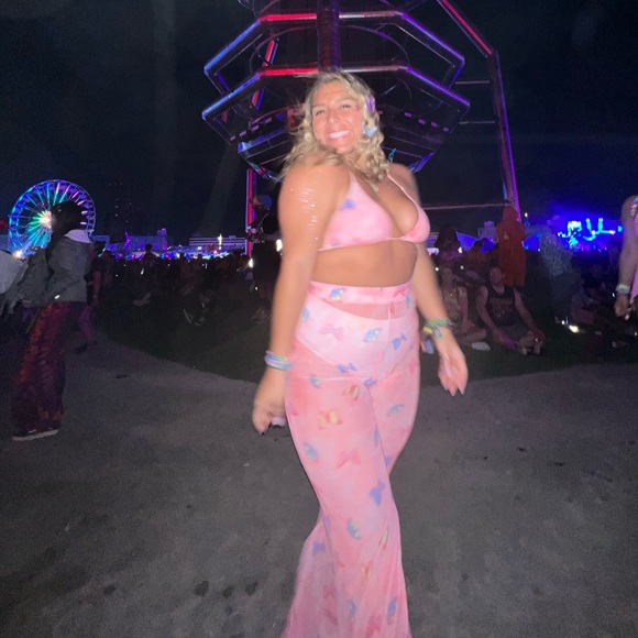 Butterfly Bikini & Cover Up - Picture 4 of 4